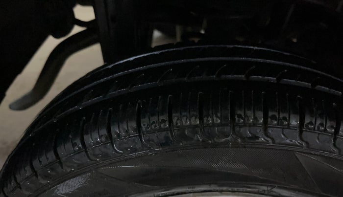 2017 Maruti Alto 800 LXI, Petrol, Manual, 53,495 km, Right Rear Tyre Tread