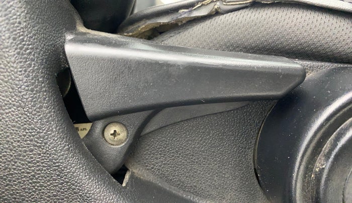 2017 Tata NEXON XZ PLUS DIESEL, Diesel, Manual, 53,851 km, Driver Side Adjustment Panel