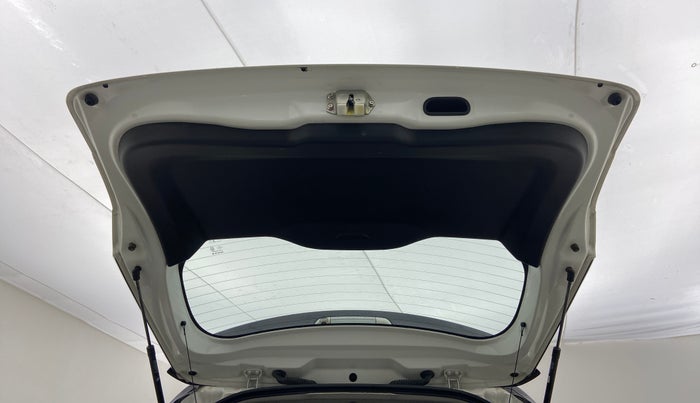 2019 Maruti Vitara Brezza ZDI AMT, Diesel, Automatic, 17,637 km, Boot Door Open
