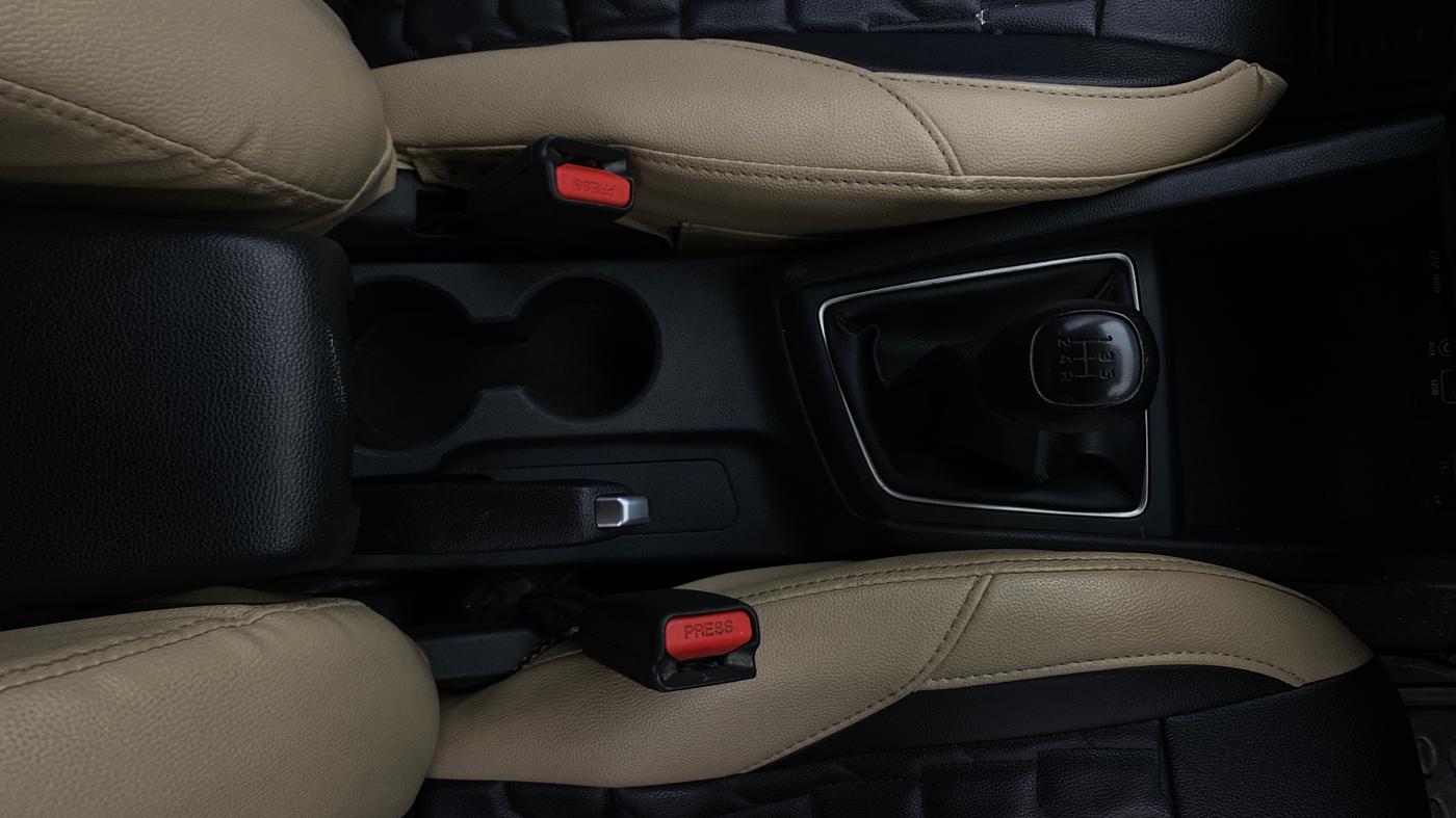 2019 Hyundai Elite i20 SPORTZ PLUS 1.2, Petrol, Manual, 53,499 km, Gear Lever