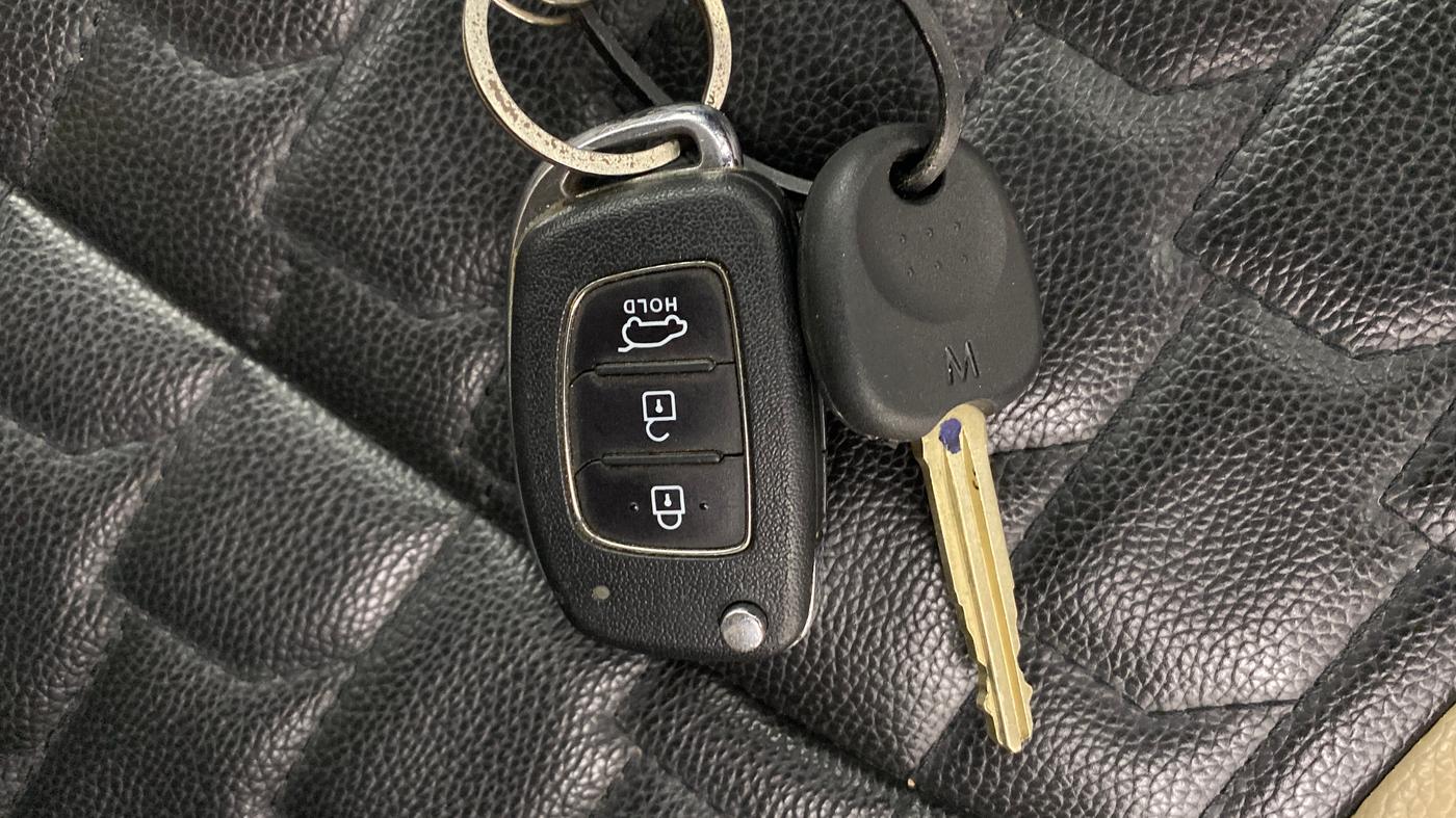 2019 Hyundai Elite i20 SPORTZ PLUS 1.2, Petrol, Manual, 53,499 km, Key Close Up