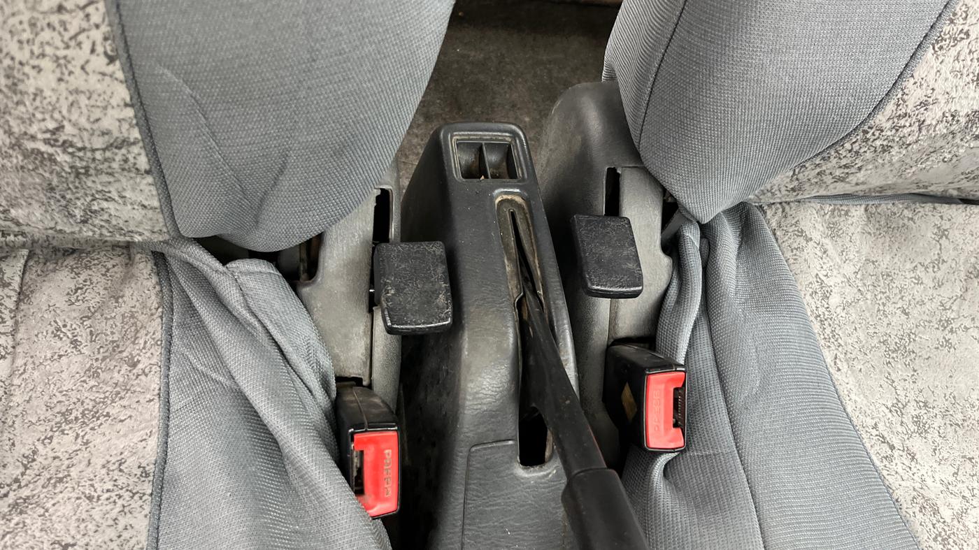2016 Maruti Eeco 5 STR WITH A/C+HTR, Petrol, Manual, 1,13,326 km, Driver Side Adjustment Panel