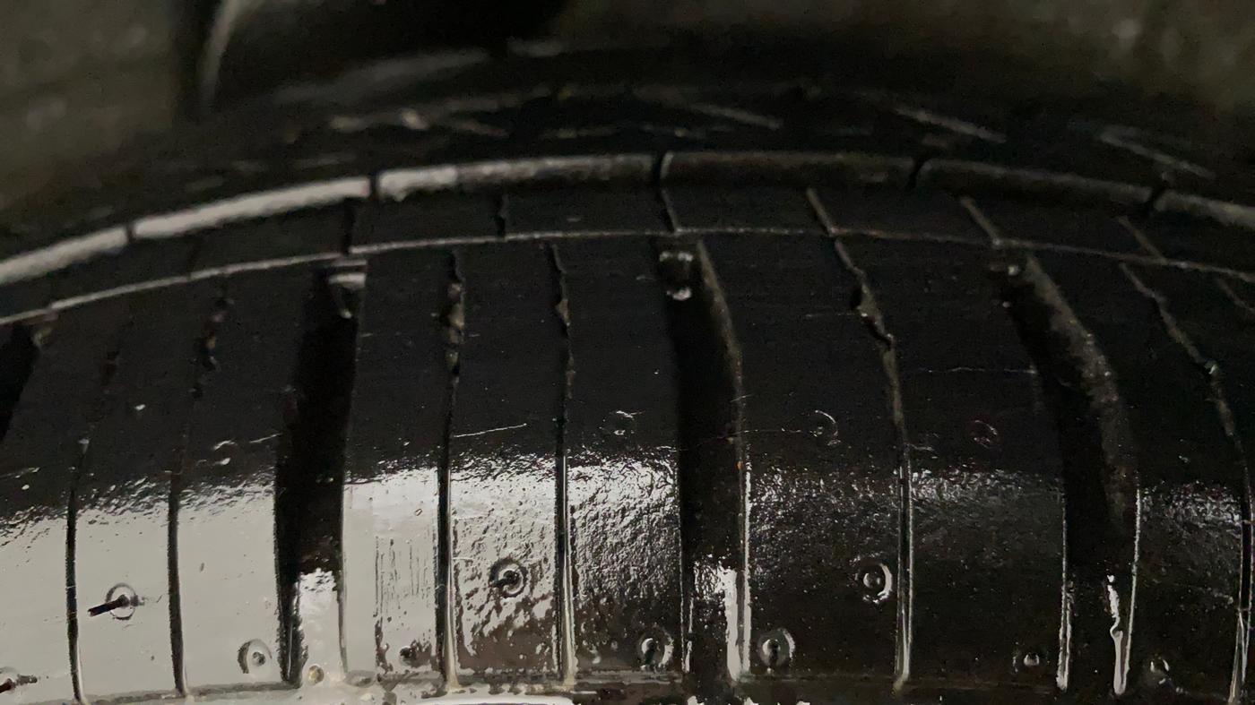 2013 Hyundai i20 MAGNA (O) 1.2, Petrol, Manual, 59,653 km, Left Rear Tyre Tread