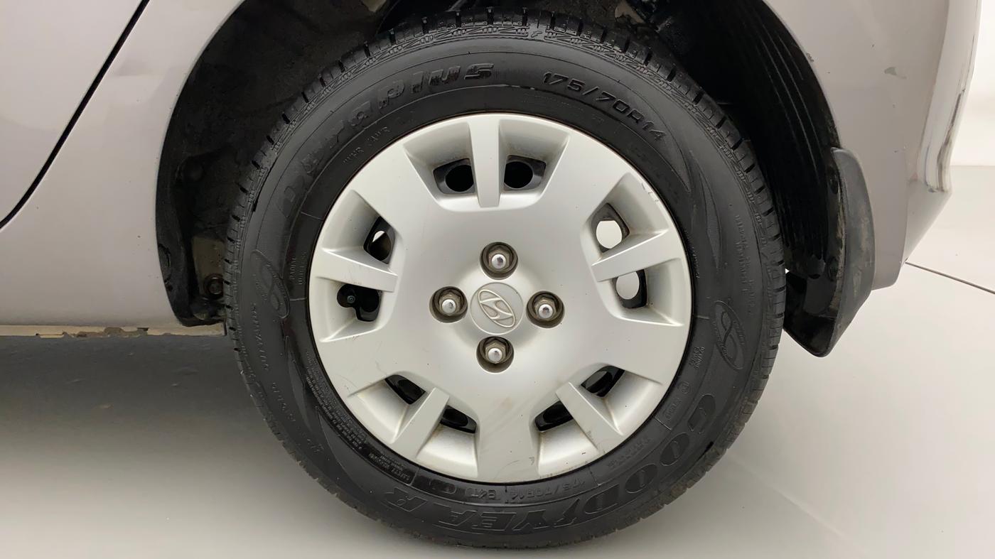 2013 Hyundai i20 MAGNA (O) 1.2, Petrol, Manual, 59,653 km, Left Rear Wheel