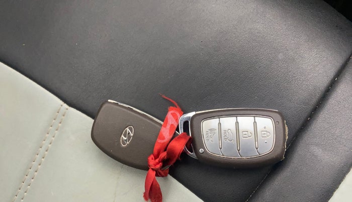 2020 Hyundai Creta SX IVT 1.5 PETROL, Petrol, Automatic, 99,463 km, Key Close Up