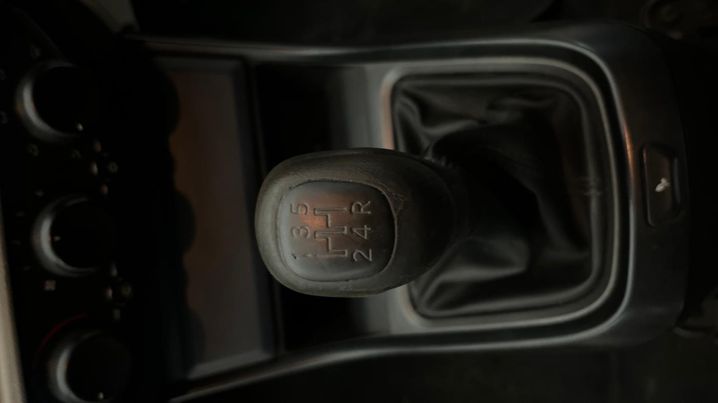 2022 Tata ALTROZ XE PETROL, Petrol, Manual, 63,587 km, Gear Lever