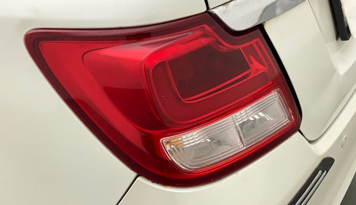 2019 Maruti Dzire VDI, Diesel, Manual, 84,217 km, Left tail light - Minor scratches