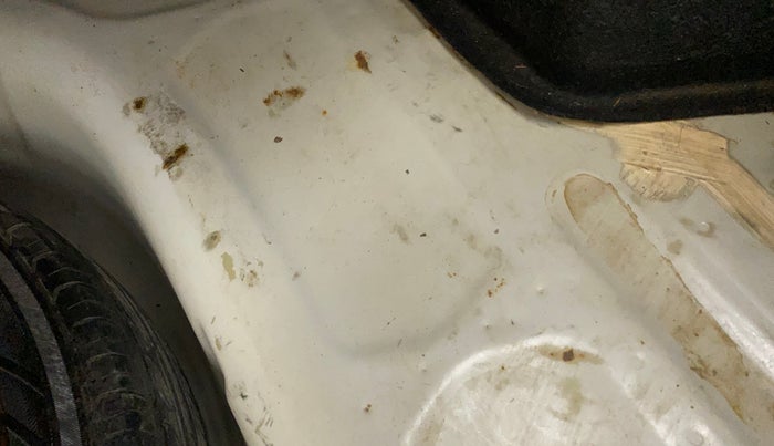 2019 Maruti Dzire VDI, Diesel, Manual, 84,217 km, Boot floor - Slight discoloration
