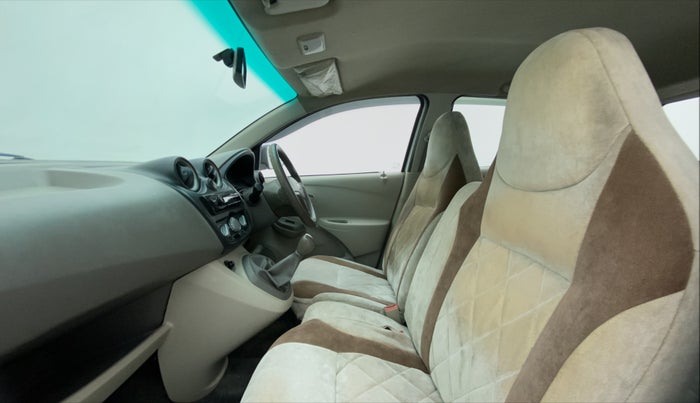 2014 Datsun Go T, Petrol, Manual, 60,785 km, Right Side Front Door Cabin