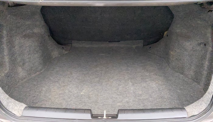 2011 Honda City 1.5L I-VTEC V MT, Petrol, Manual, 81,790 km, Boot Inside