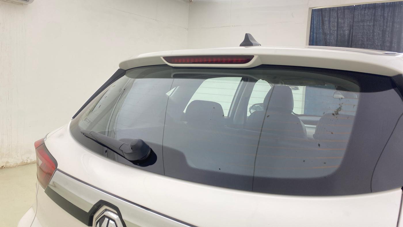 2024 MG ASTOR Sprint 1.5 MT (Ivory), Petrol, Manual, 23,670 km, Rear Wiper