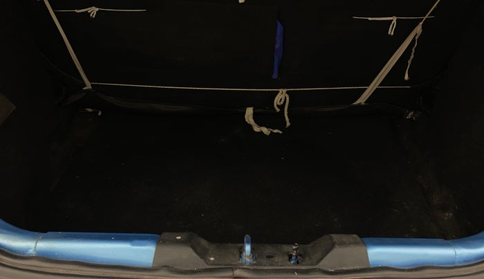 2017 Tata Tiago XT PETROL, Petrol, Manual, 26,307 km, Boot Inside