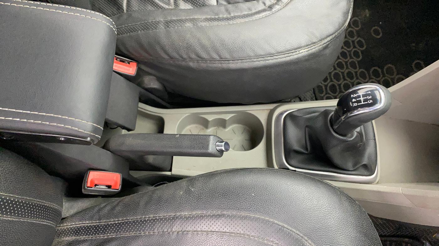 2017 Tata Tiago XT PETROL, Petrol, Manual, 26,307 km, Gear Lever