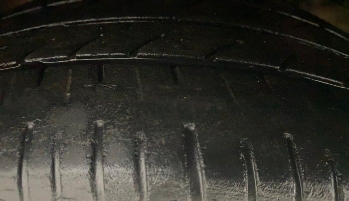 2018 Hyundai Verna 1.6 VTVT SX (O) AT, Petrol, Automatic, 96,462 km, Left Front Tyre Tread