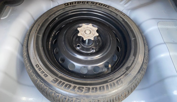 2015 Hyundai Xcent SX AT 1.2 (O), Petrol, Automatic, 83,775 km, Spare Tyre