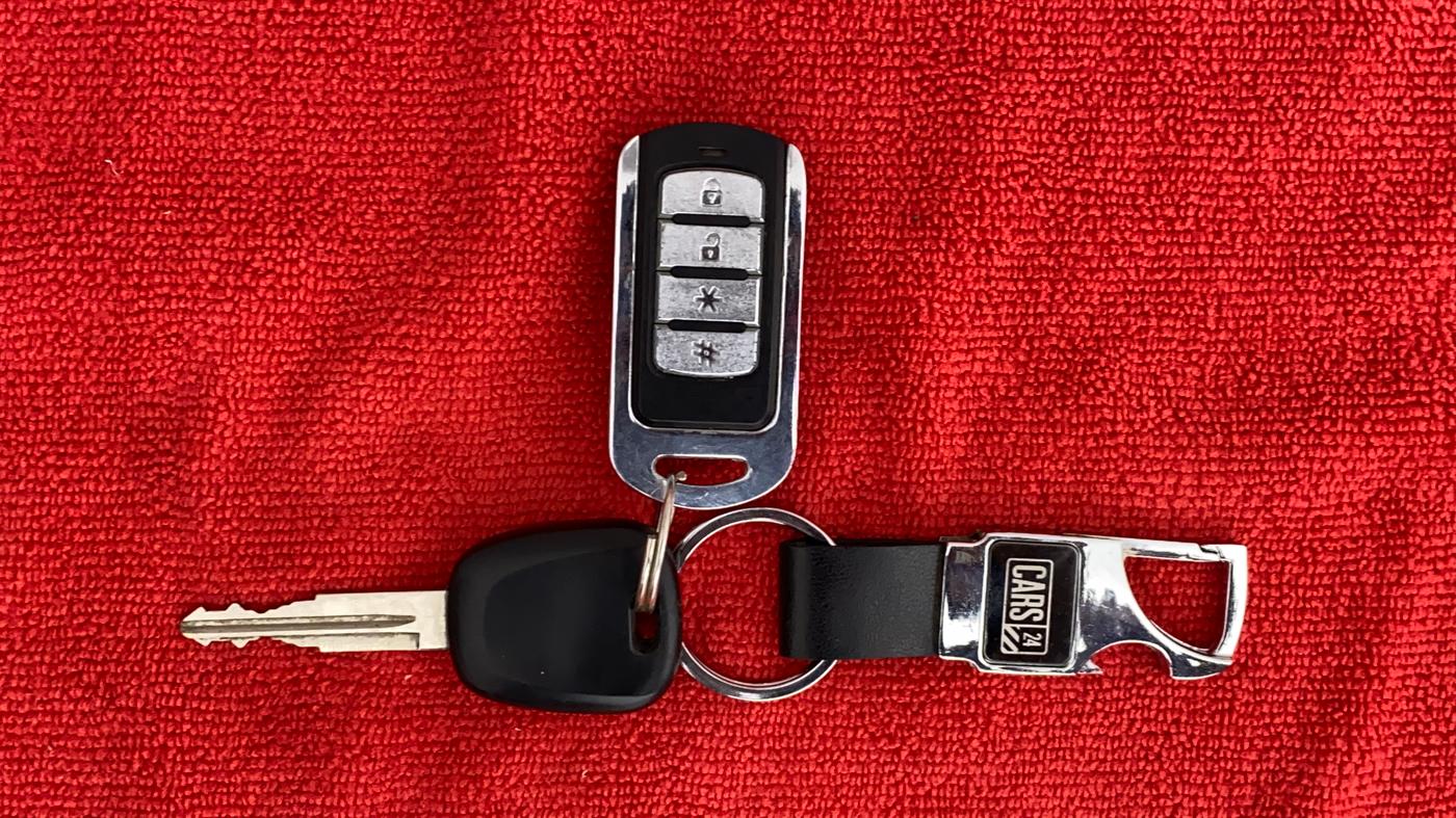 2013 Maruti Alto 800 LXI, Petrol, Manual, 32,417 km, Key Close Up