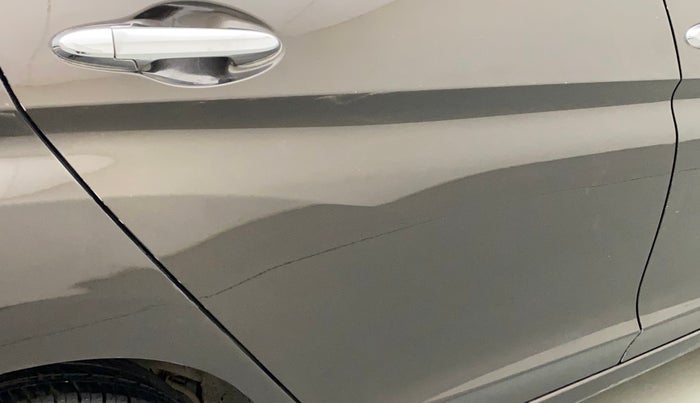 2015 Honda City 1.5L I-VTEC VX CVT, Petrol, Automatic, 99,059 km, Right rear door - Minor scratches