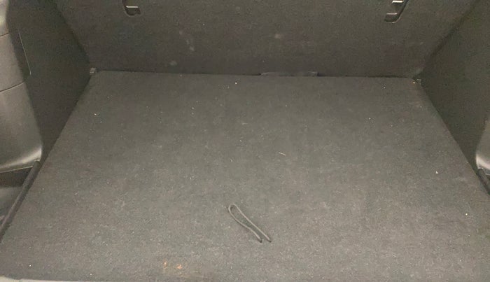 2022 Maruti Vitara Brezza LXI, Petrol, Manual, 19,841 km, Boot Inside