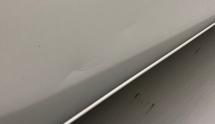 2018 Maruti Alto 800 VXI, Petrol, Manual, 63,776 km, Right rear door - Minor scratches