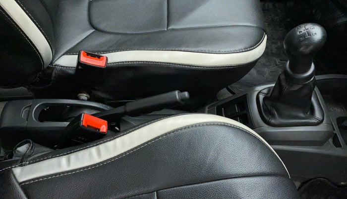 2018 Maruti Alto 800 VXI, Petrol, Manual, 63,776 km, Gear Lever