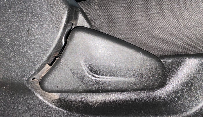 2021 Datsun Go A, Petrol, Manual, 58,654 km, Driver Side Adjustment Panel