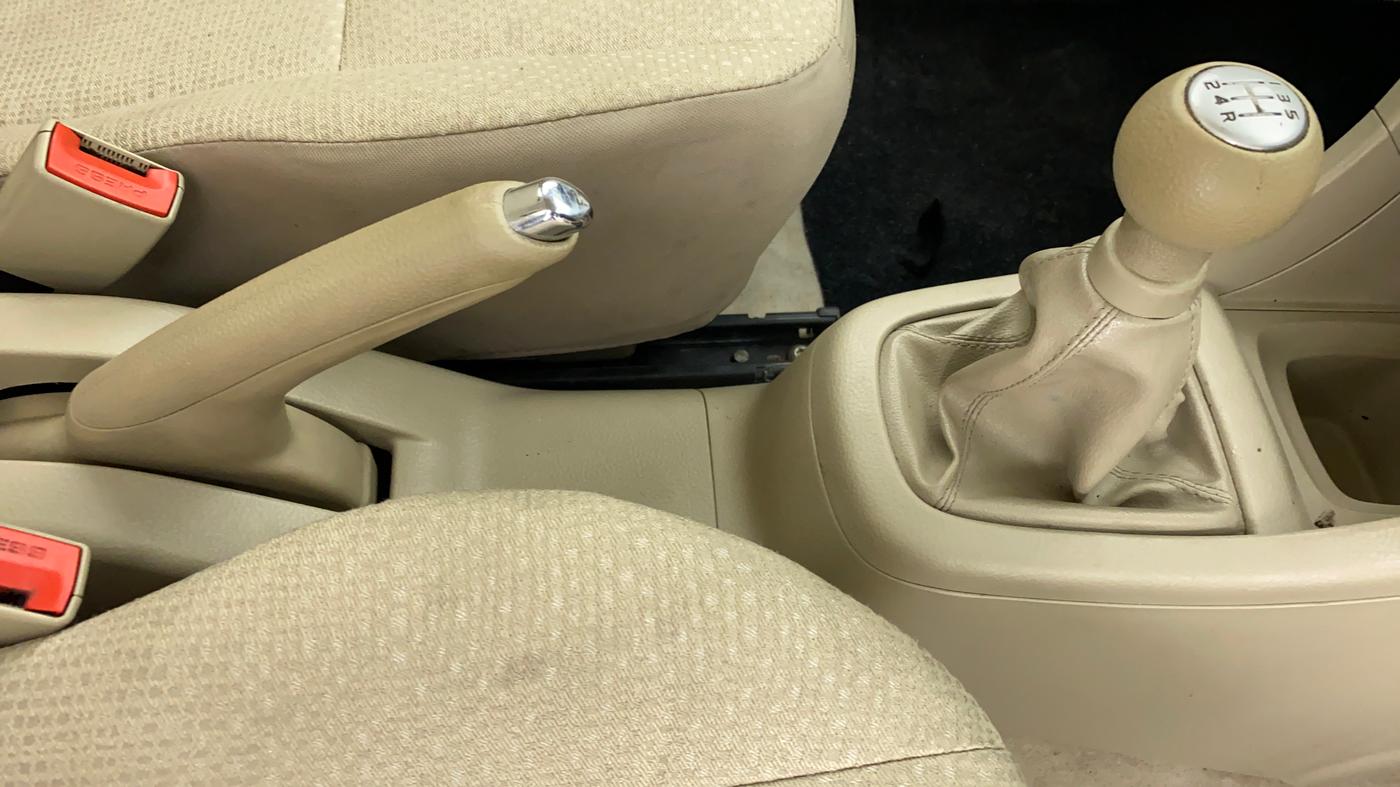 2012 Maruti Swift Dzire VXI, Petrol, Manual, 57,146 km, Gear Lever