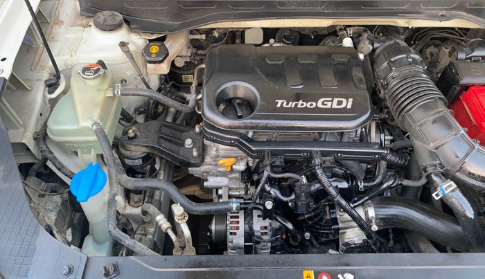 2019 Hyundai VENUE SX PLUS 1.0 TURBO DCT, Petrol, Automatic, 37,695 km, Engine View - Right