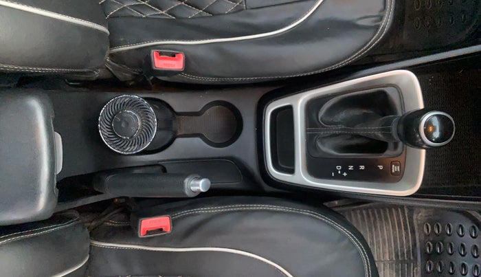 2019 Hyundai VENUE SX PLUS 1.0 TURBO DCT, Petrol, Automatic, 37,695 km, Gear Lever