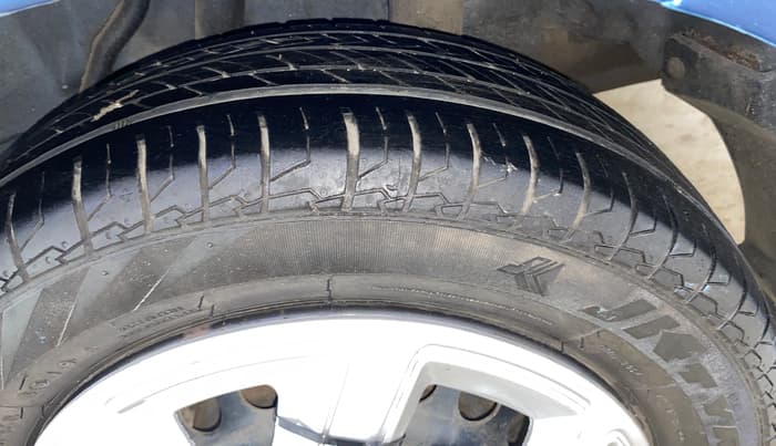 2014 Honda Amaze 1.2L I-VTEC S, CNG, Manual, 71,699 km, Left Rear Tyre Tread