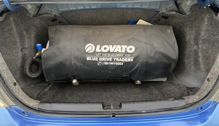 2014 Honda Amaze 1.2L I-VTEC S, CNG, Manual, 71,699 km, Boot Inside