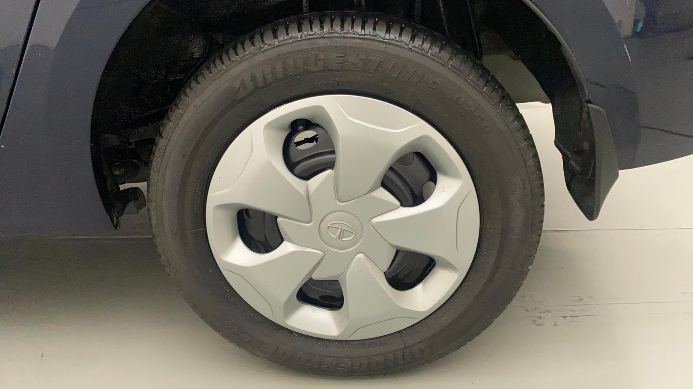 2023 Tata TIGOR XMA PETROL, Petrol, Automatic, 6,789 km, Left Rear Wheel