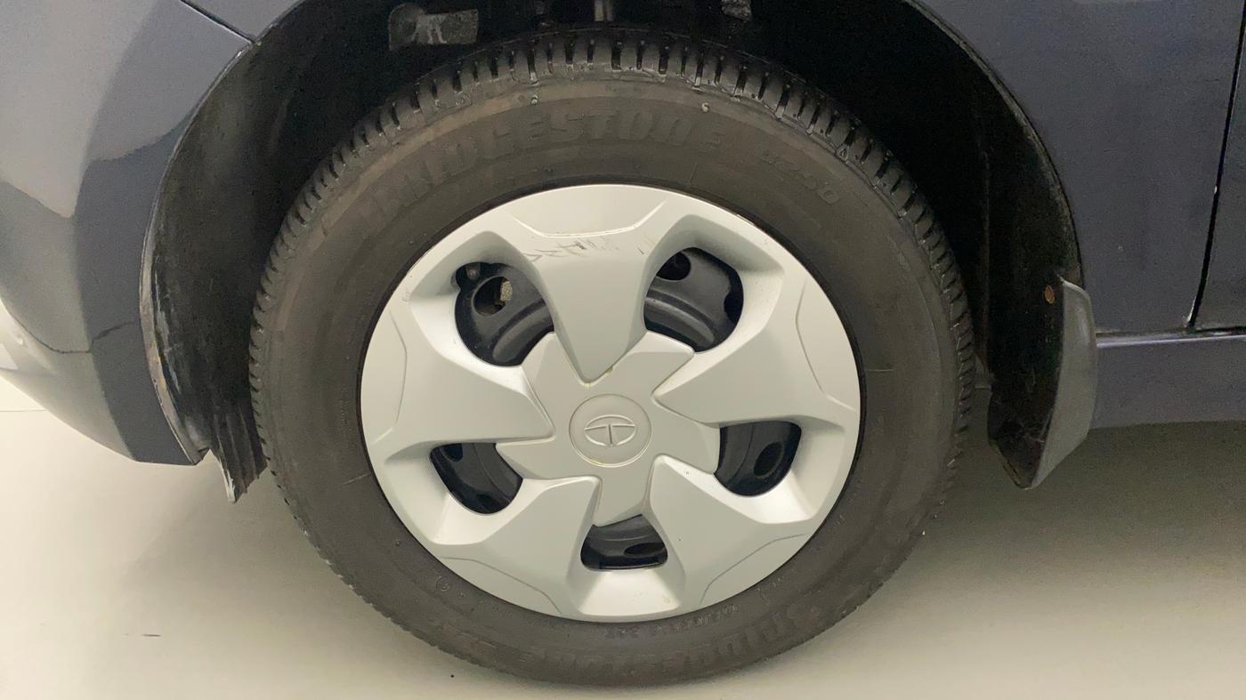 2023 Tata TIGOR XMA PETROL, Petrol, Automatic, 6,789 km, Left Front Wheel