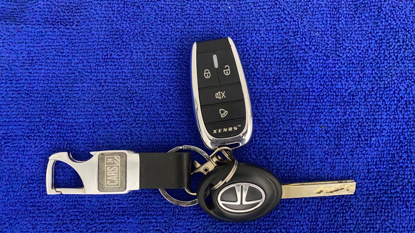 2023 Tata TIGOR XMA PETROL, Petrol, Automatic, 6,789 km, Key Close Up