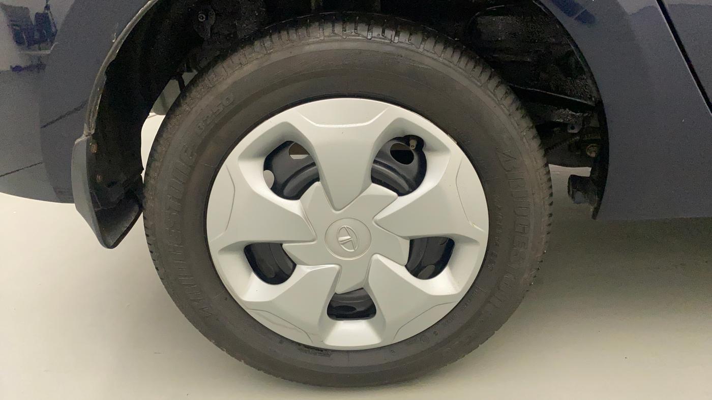 2023 Tata TIGOR XMA PETROL, Petrol, Automatic, 6,789 km, Right Rear Wheel