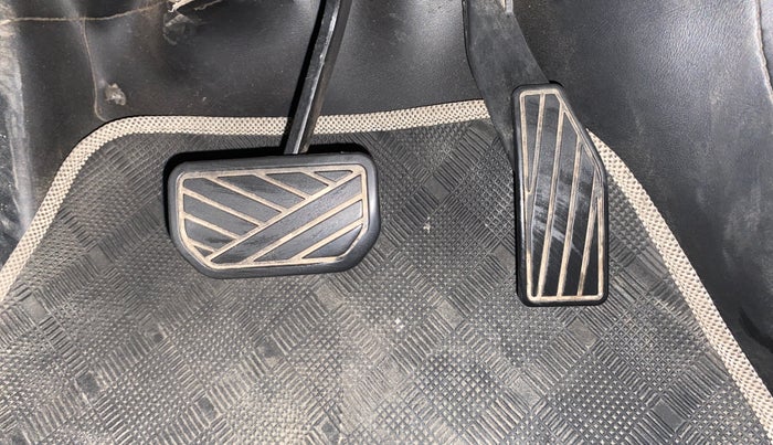 2019 Maruti IGNIS ZETA 1.2 AMT, Petrol, Automatic, 98,753 km, Pedals