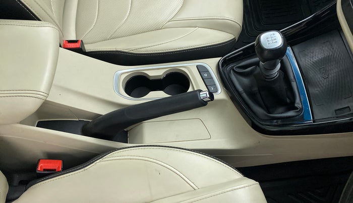 2021 MG HECTOR SHARP 2.0 DIESEL, Diesel, Manual, 85,590 km, Gear Lever