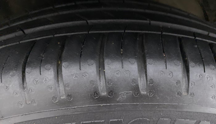 2021 MG HECTOR SHARP 2.0 DIESEL, Diesel, Manual, 85,590 km, Left Front Tyre Tread