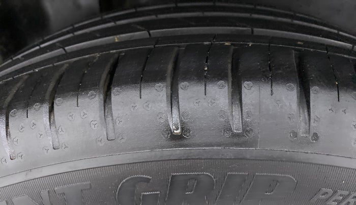 2021 MG HECTOR SHARP 2.0 DIESEL, Diesel, Manual, 85,590 km, Right Rear Tyre Tread