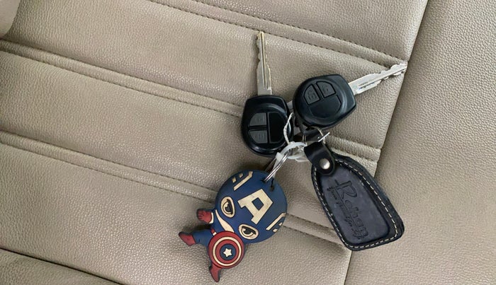 2014 Maruti Swift Dzire VXI, Petrol, Manual, 52,245 km, Key Close Up