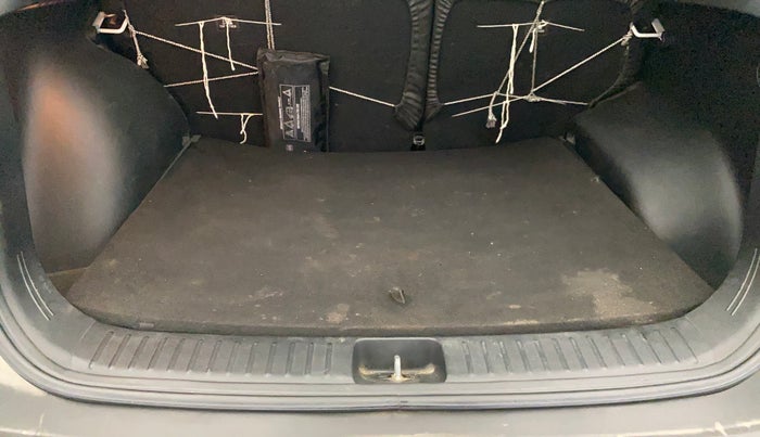 2021 Hyundai Creta SX EXECUTIVE 1.5 PETROL, Petrol, Manual, 27,201 km, Boot Inside