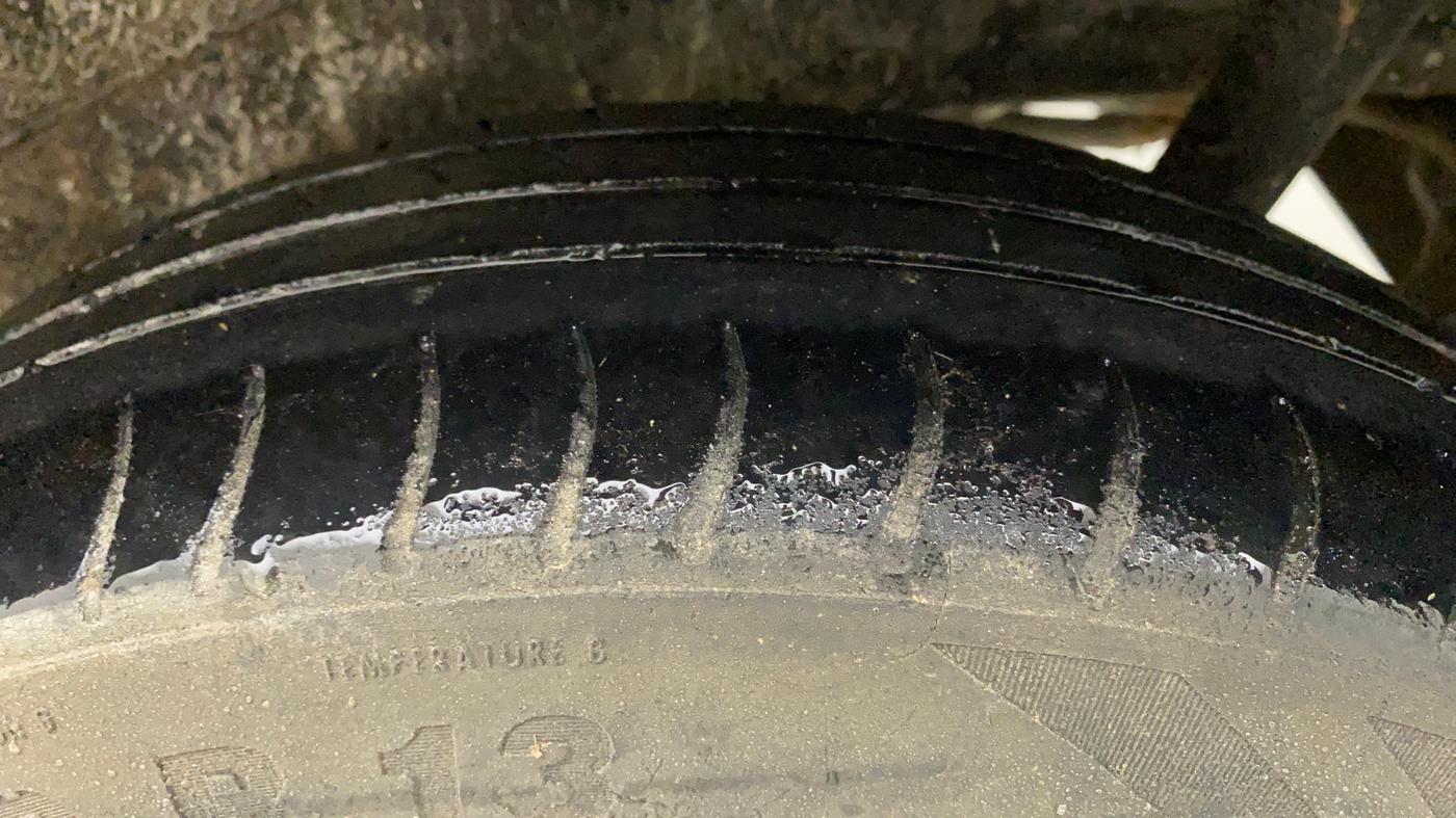 2017 Maruti Wagon R 1.0 LXI CNG, CNG, Manual, 98,707 km, Left Rear Tyre Tread