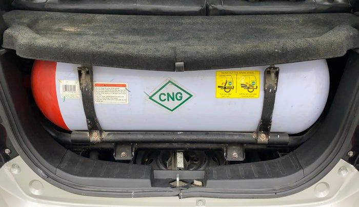 2017 Maruti Wagon R 1.0 LXI CNG, CNG, Manual, 98,707 km, Boot Inside