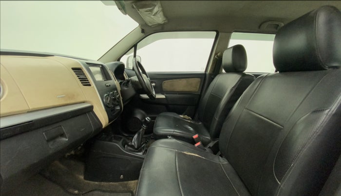 2017 Maruti Wagon R 1.0 LXI CNG, CNG, Manual, 98,707 km, Right Side Front Door Cabin