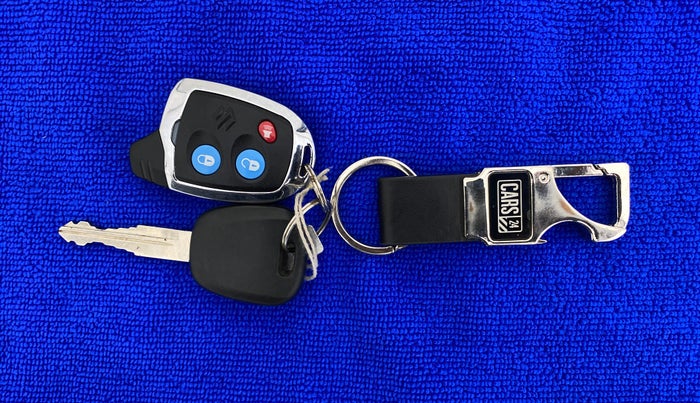 2018 Maruti Wagon R 1.0 LXI CNG, CNG, Manual, 8,962 km, Key Close Up