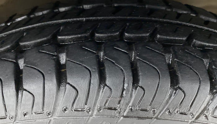 2018 Maruti Wagon R 1.0 LXI CNG, CNG, Manual, 8,962 km, Right Front Tyre Tread
