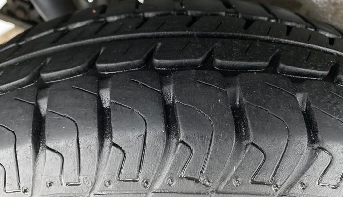 2018 Maruti Wagon R 1.0 LXI CNG, CNG, Manual, 8,962 km, Right Rear Tyre Tread