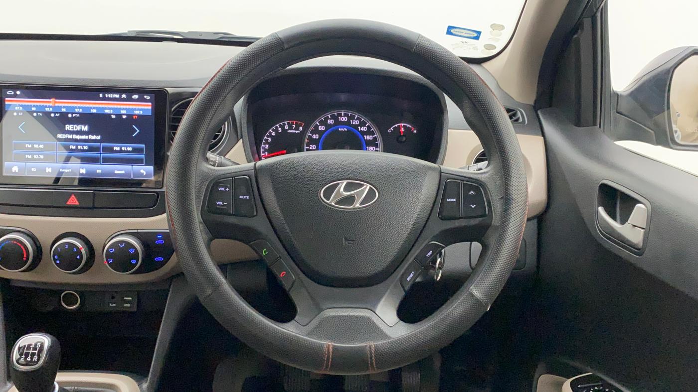 2015 Hyundai Grand i10 SPORTZ 1.2 KAPPA VTVT, Petrol, Manual, 31,234 km, Steering Wheel Close Up