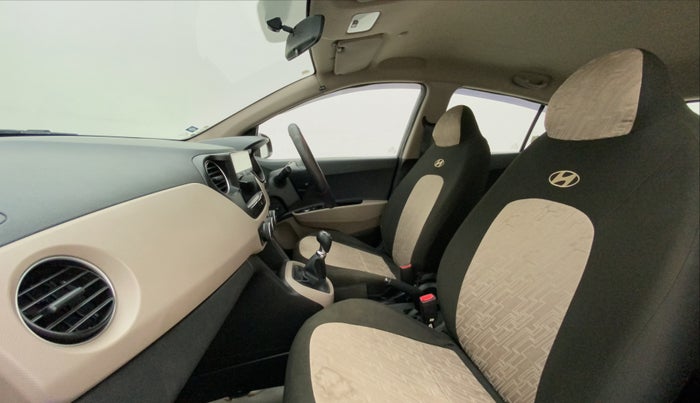 2015 Hyundai Grand i10 SPORTZ 1.2 KAPPA VTVT, Petrol, Manual, 31,234 km, Right Side Front Door Cabin
