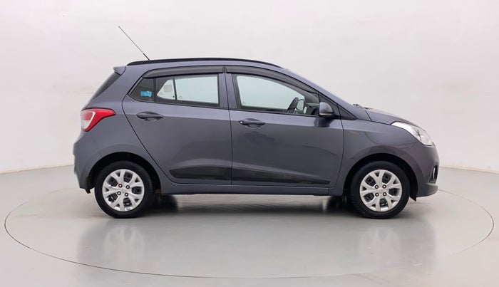 2015 Hyundai Grand i10 SPORTZ 1.2 KAPPA VTVT, Petrol, Manual, 31,234 km, Right Side View