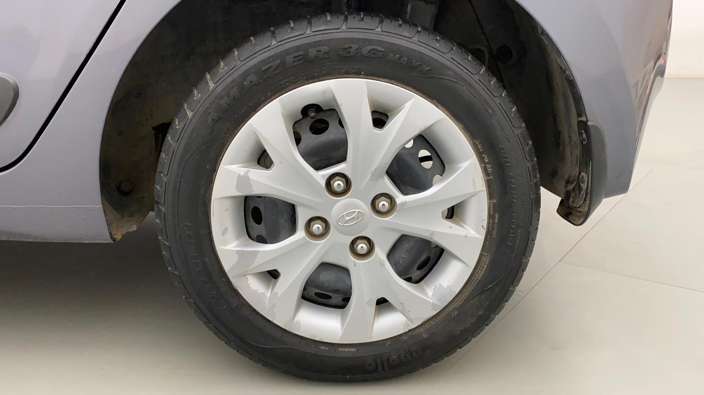 2015 Hyundai Grand i10 SPORTZ 1.2 KAPPA VTVT, Petrol, Manual, 31,234 km, Left Rear Wheel